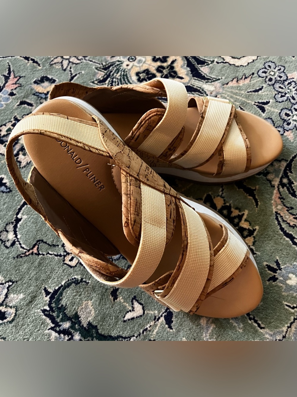Donald Pliner Women’s “Sarra” Sandals Size 9M
